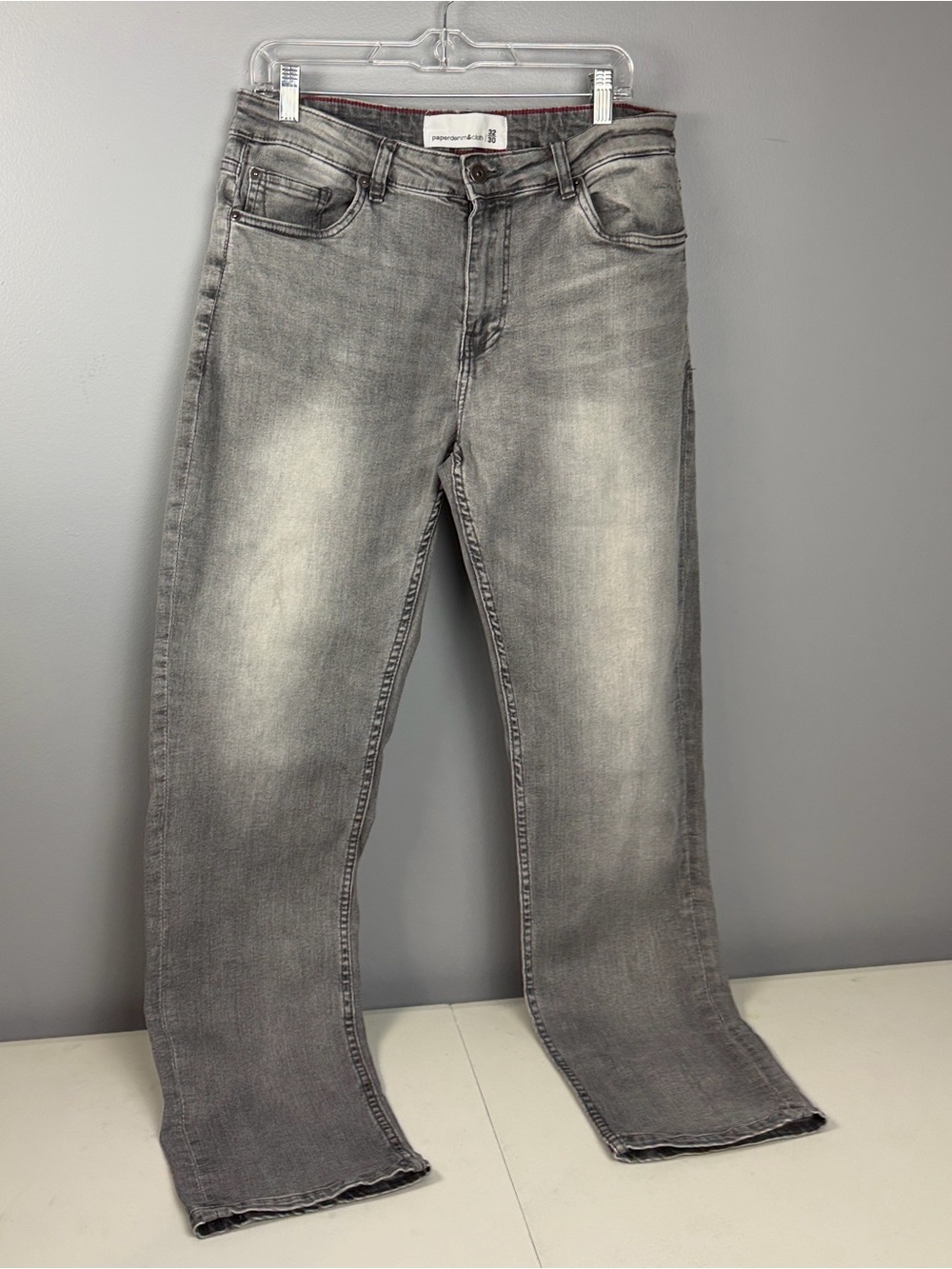 Paper Denim & Cloth Men’s Gray Faded Straight Jeans Size 32x30